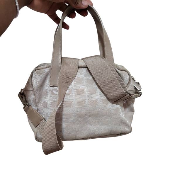 Authentic CHANEL travel line Hand Bag 2 way White CC 7186118 - Picture 3 of 16